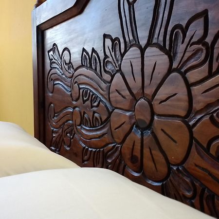 Suites Flamboyanes ميريدا المظهر الخارجي الصورة