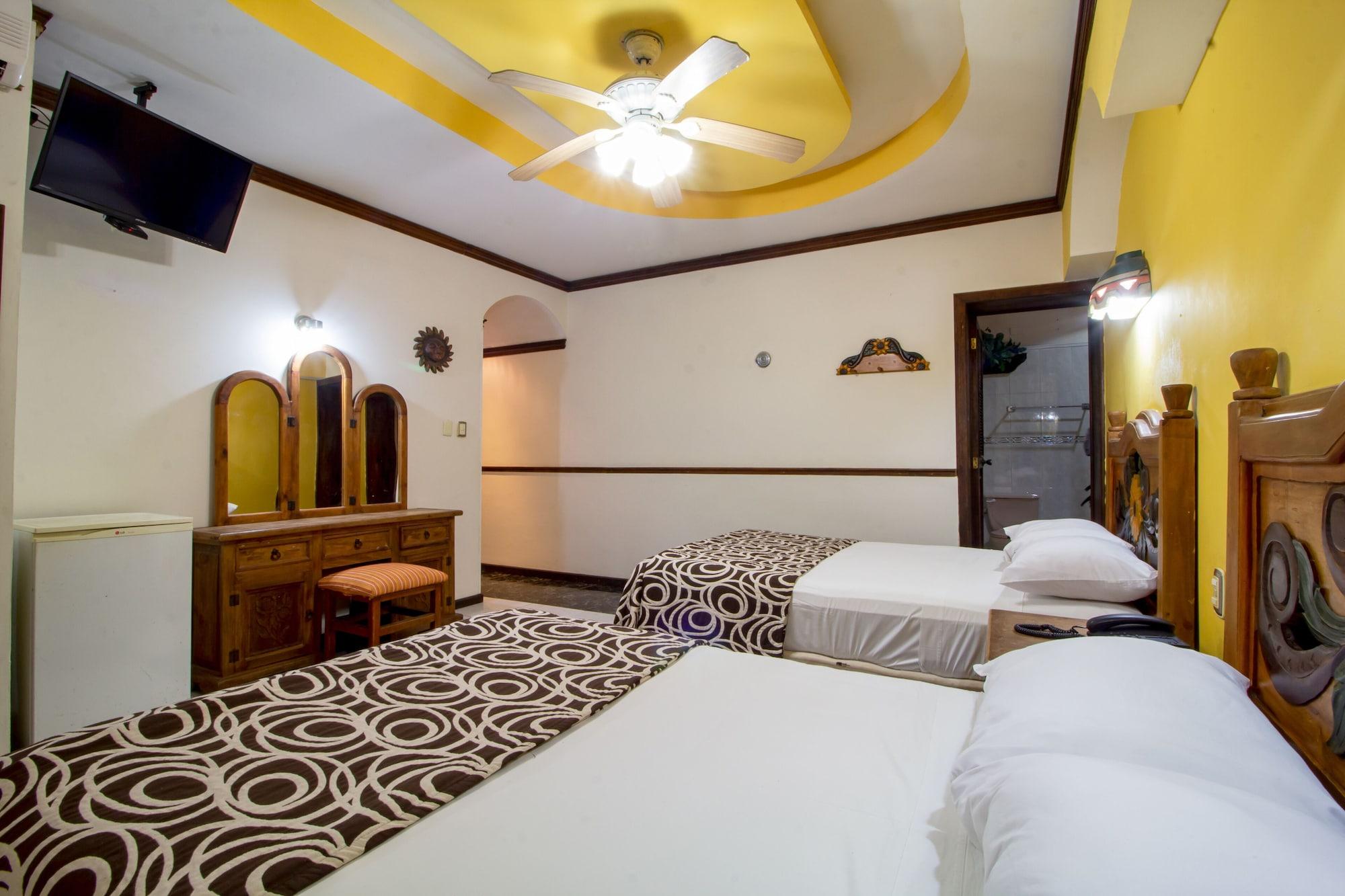 Suites Flamboyanes ميريدا المظهر الخارجي الصورة