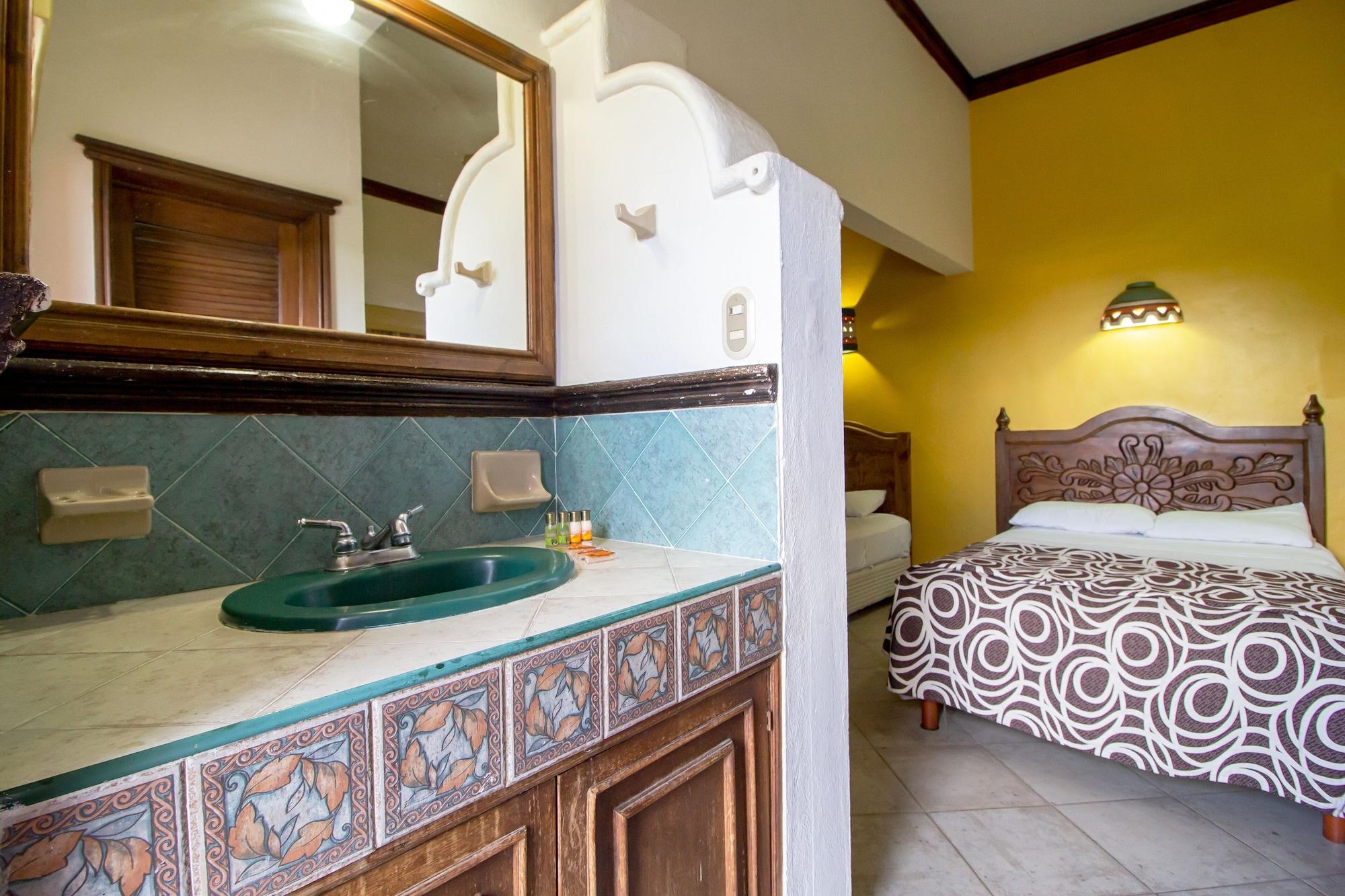 Suites Flamboyanes ميريدا المظهر الخارجي الصورة