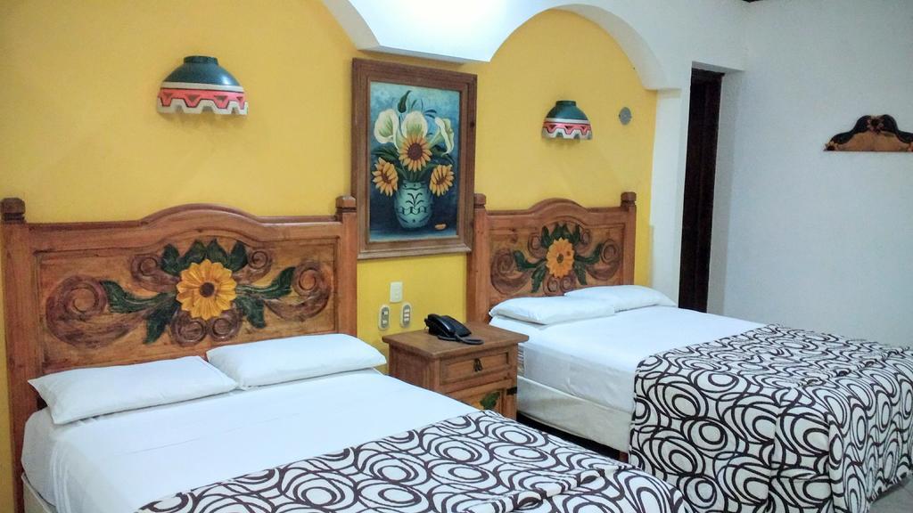 Suites Flamboyanes ميريدا المظهر الخارجي الصورة